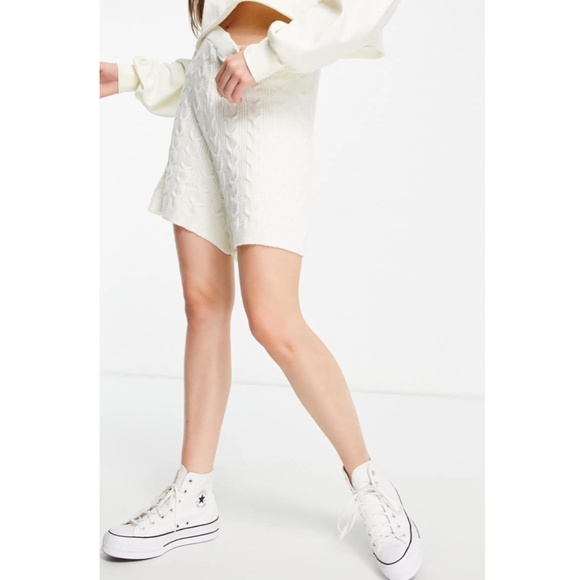 Topshop ASOS Knit Cable Shorts Ivory Size L NWT - Picture 3 of 7